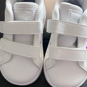 Superstar shoe sneakers baby 4K
